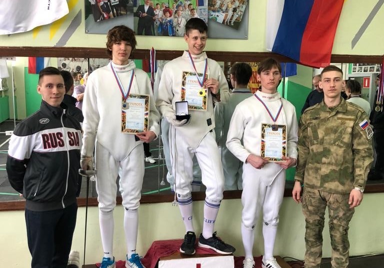В Мичуринске состоялся городской турнир по фехтованию на шпагах &quot;Честь и отвага&quot;.