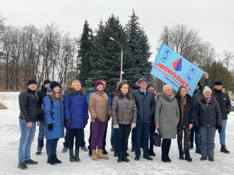 Мичуринские железнодорожники осваивают зимнее плавание.