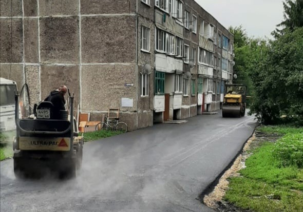 В Мичуринске продолжается ремонт дворовых территорий.