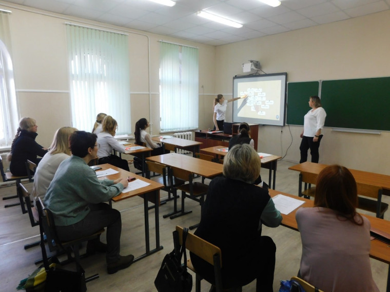 «Успех детей – мой успех»: в Мичуринске провели первый урок конкурса «Учитель года».