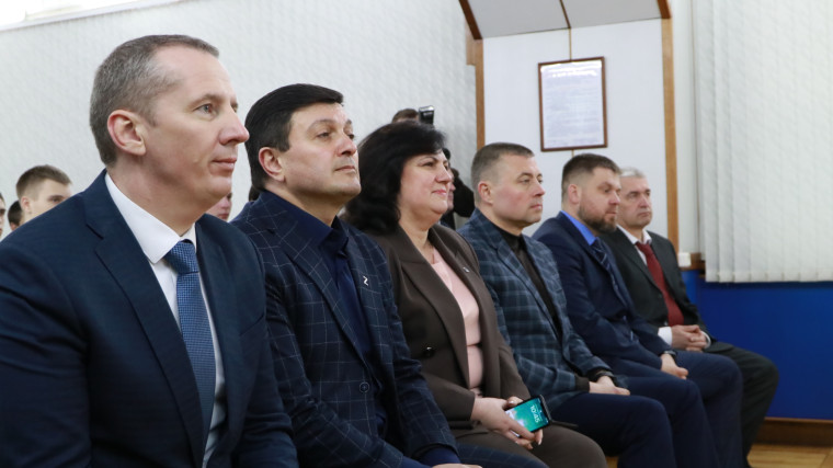Глава региона подвел итоги Всероссийской акции «Неделя без турникетов» в Мичуринске.